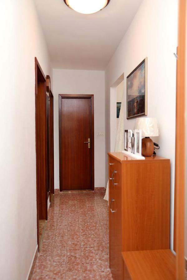 Apartments Sakal Trogir Exterior photo